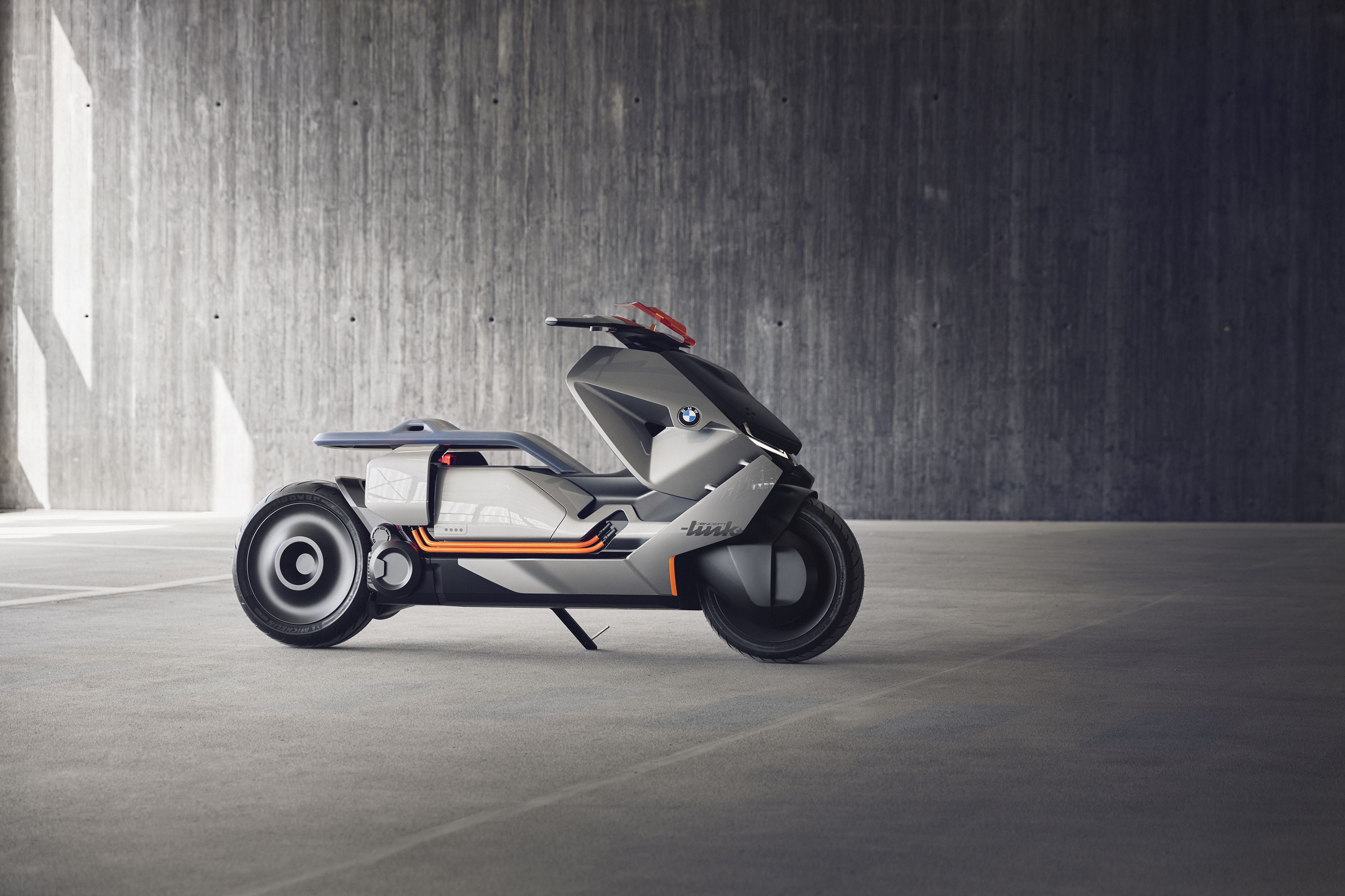 12-bmw-motorrad-concept-link-electric-scooter.jpg