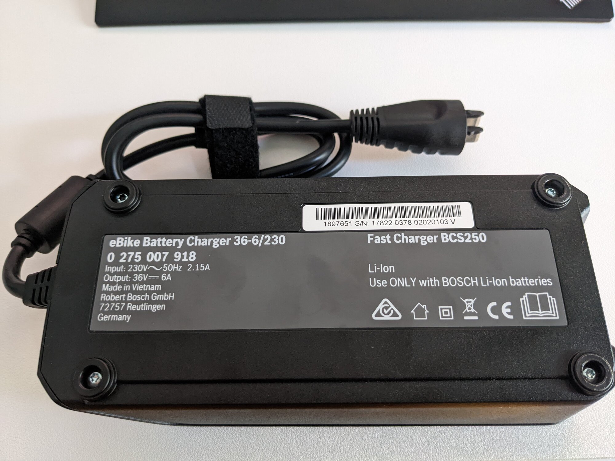 Charging deals ebike battery