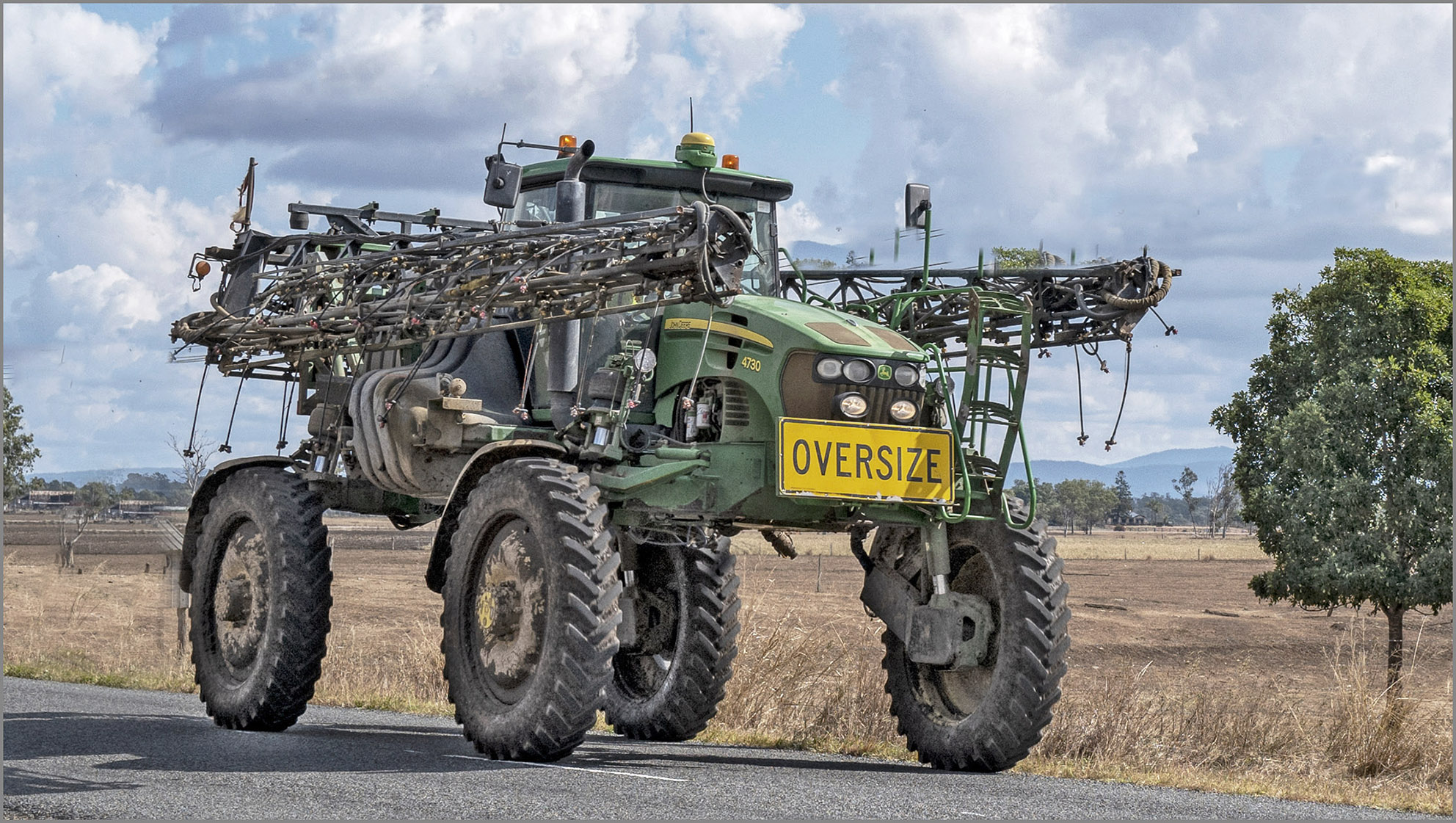 John Deere 4730 Self-Propelled Sprayer