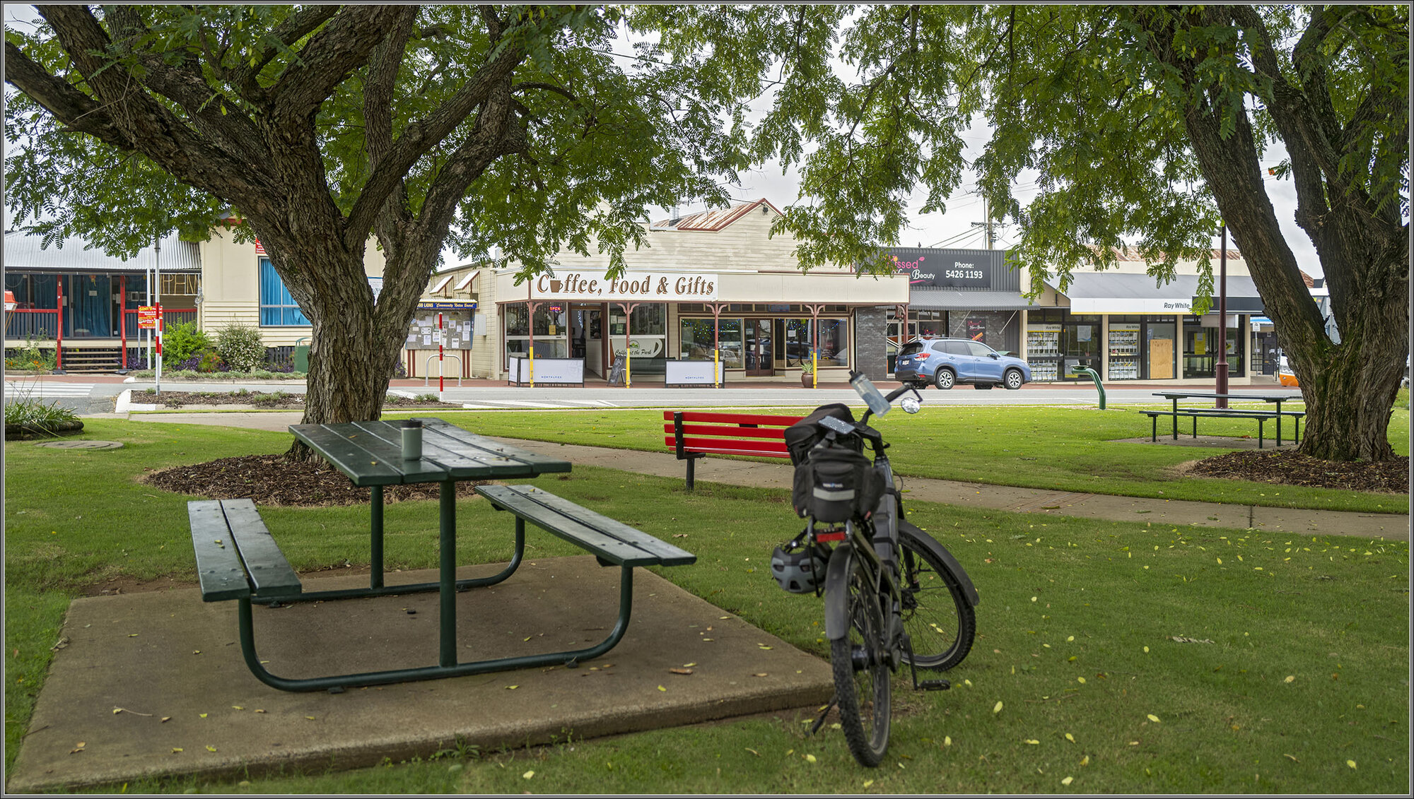 Lowood Park, Queensland