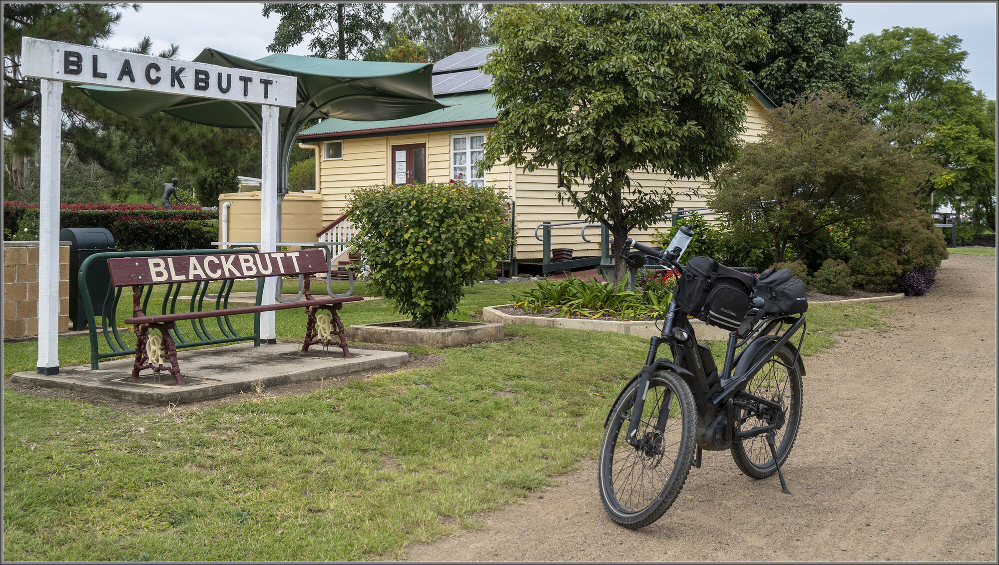 Blackbutt Station