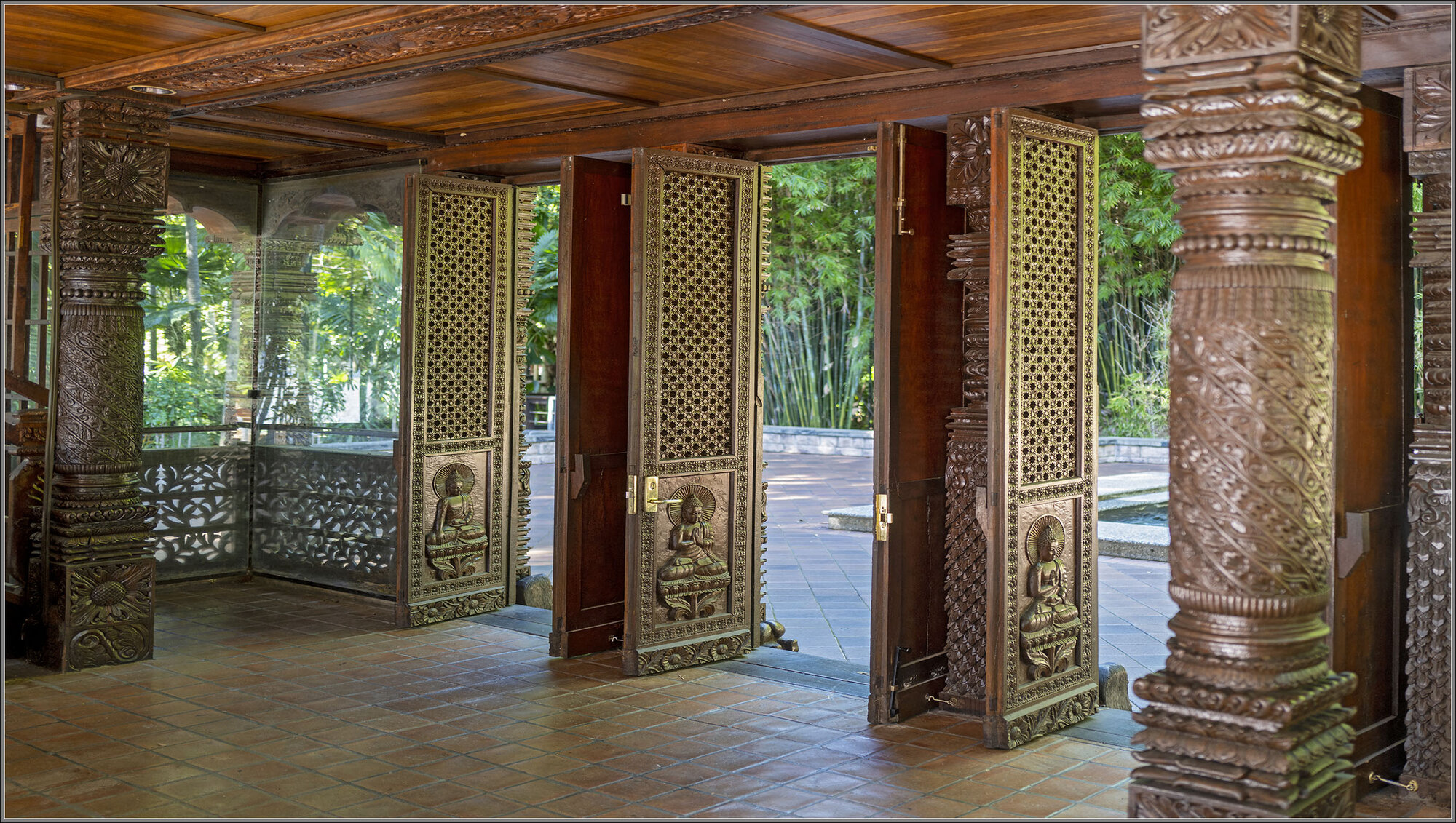 Nepalese Pagoda : South Bank, Brisbane