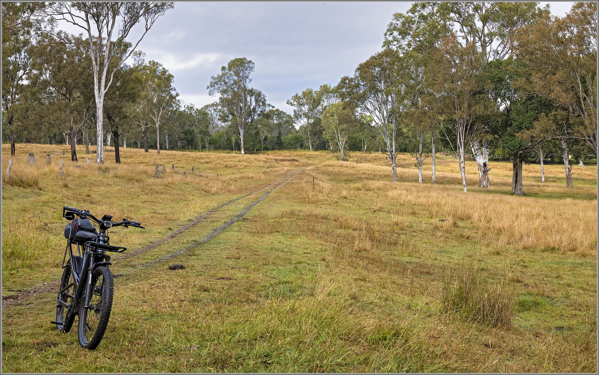 Brisbane Valley Rail Trail : Fairney View, South East Queensland