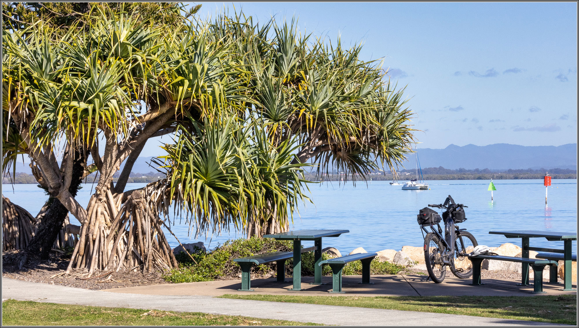 Moreton Bay Cycleway, Deception Bay