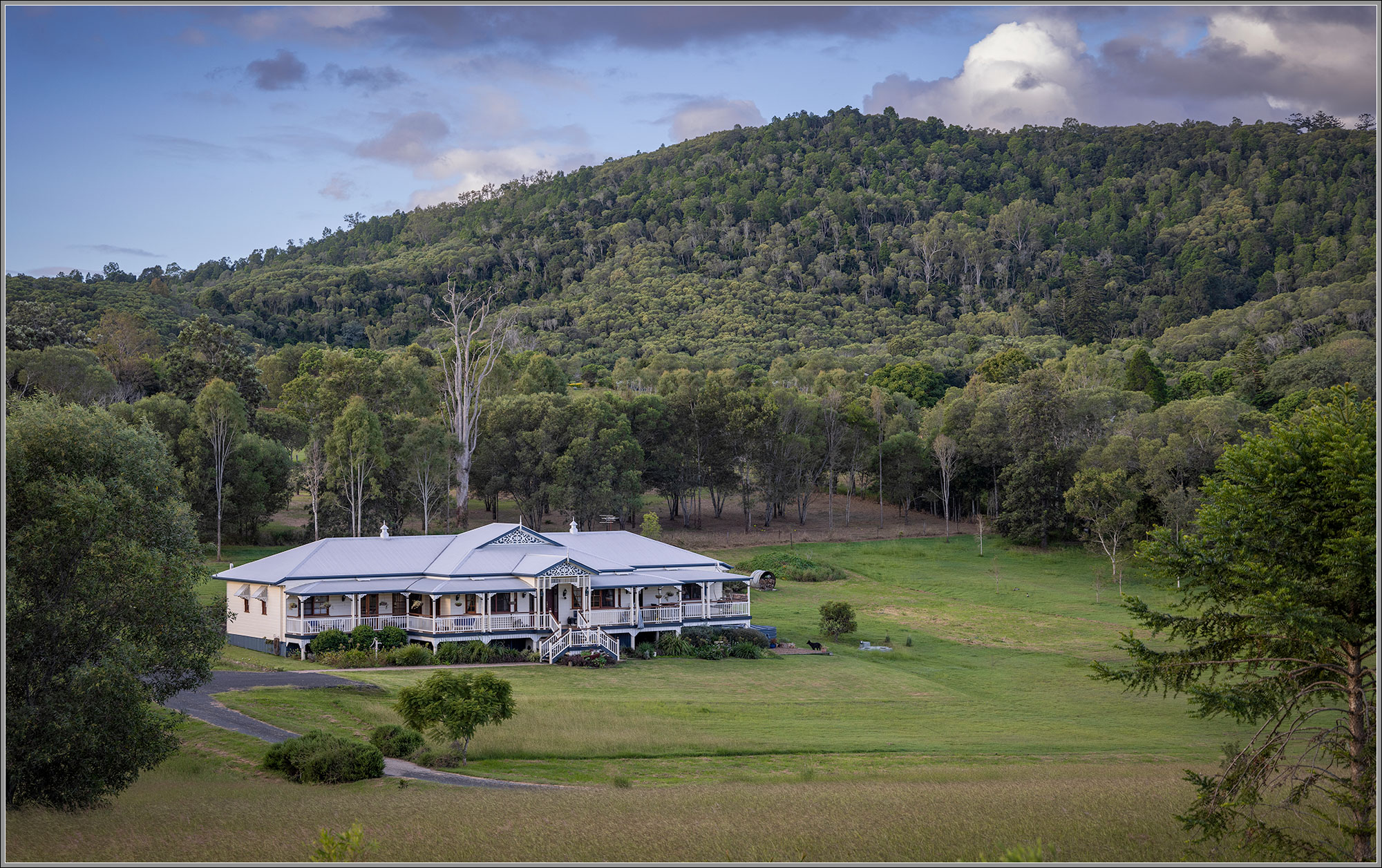 Modern Queenslander Home, Pine Mountain