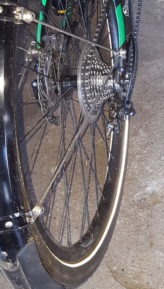 11 speed cassette on 9 speed hub road online bike