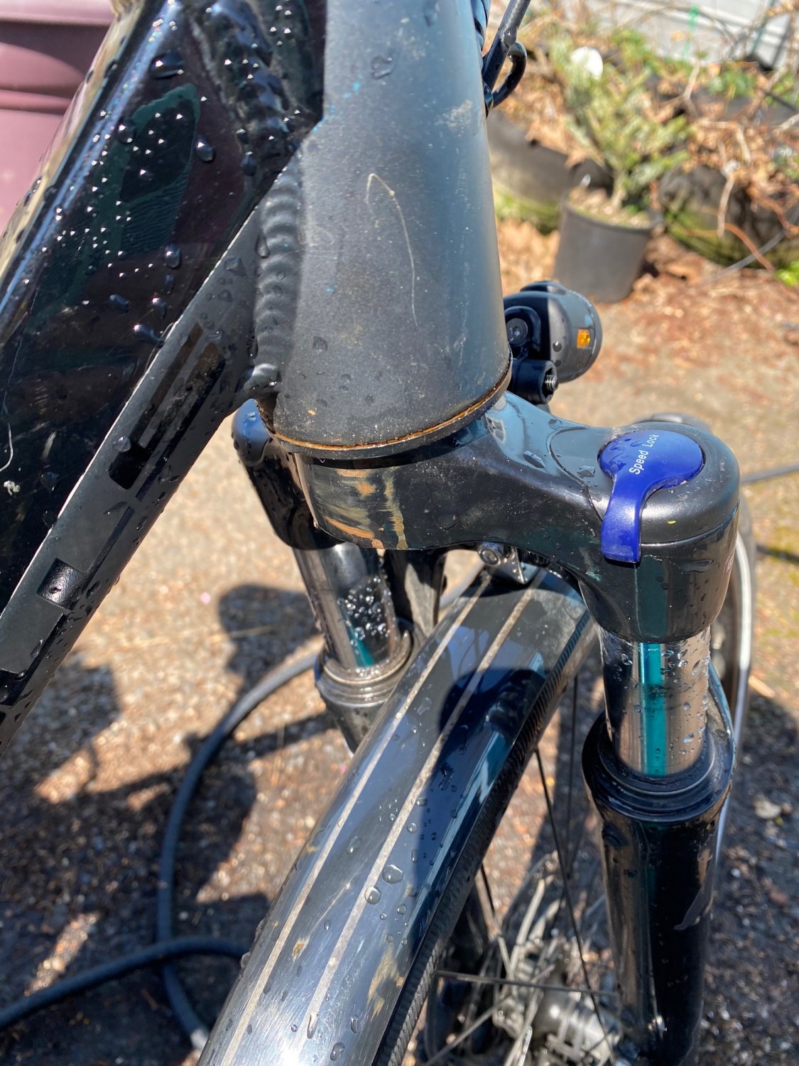 cant tell if my headset is a bit loose. Electric Bike Forums