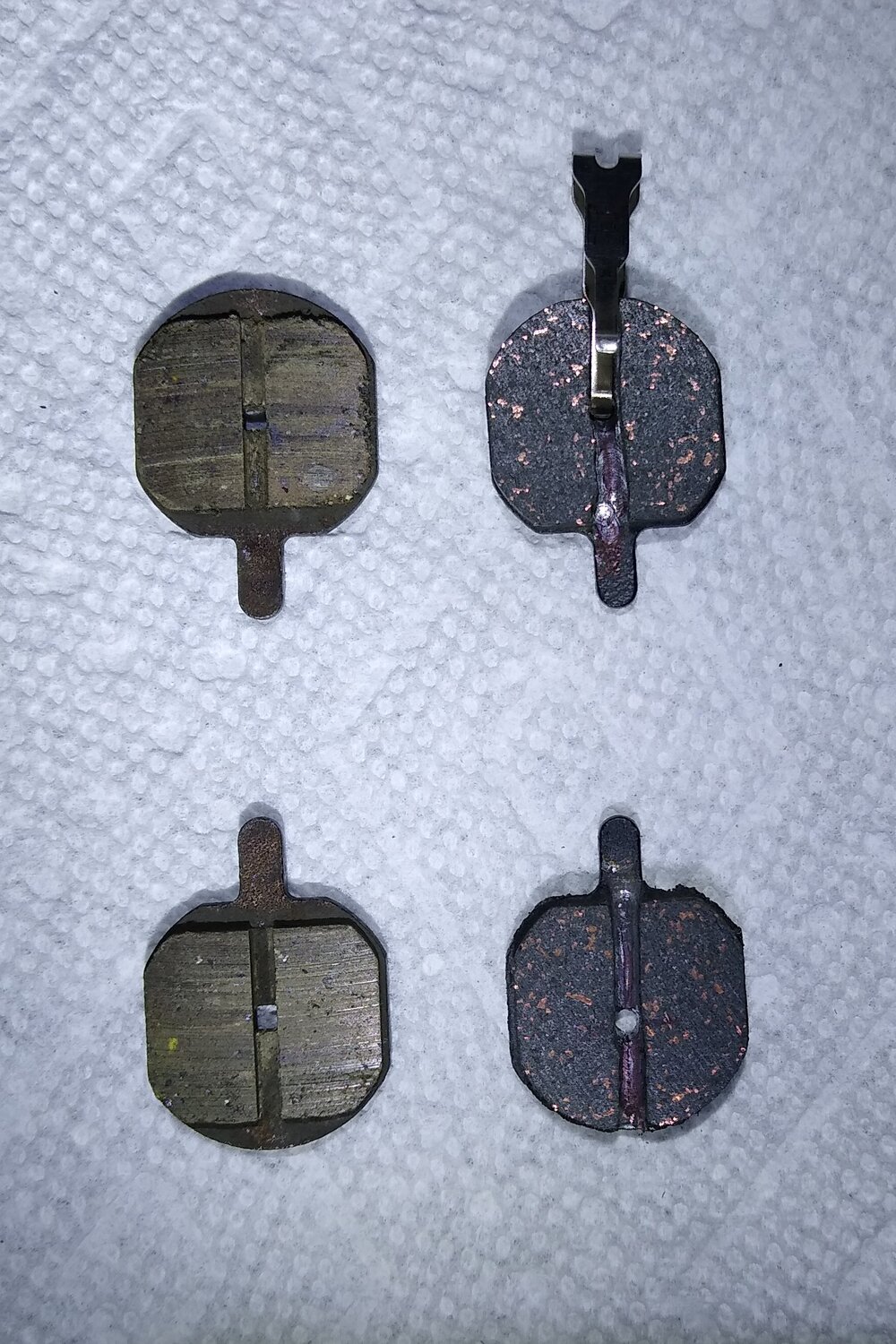 Aventon Level old pads left and new modified pads right.jpg