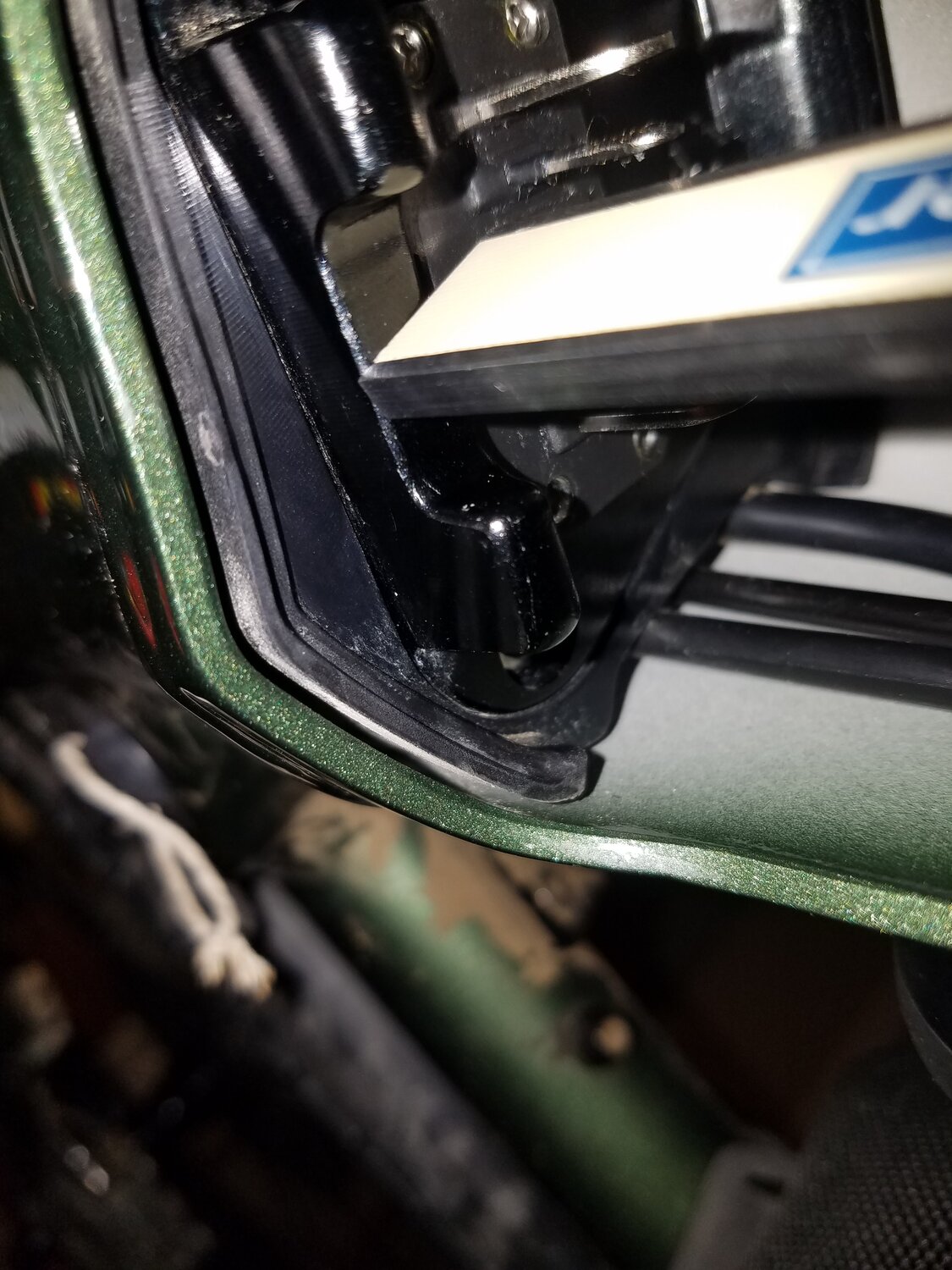 battery connector depth.jpg