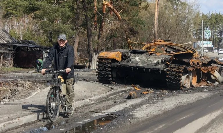 Bike and tank.jpg