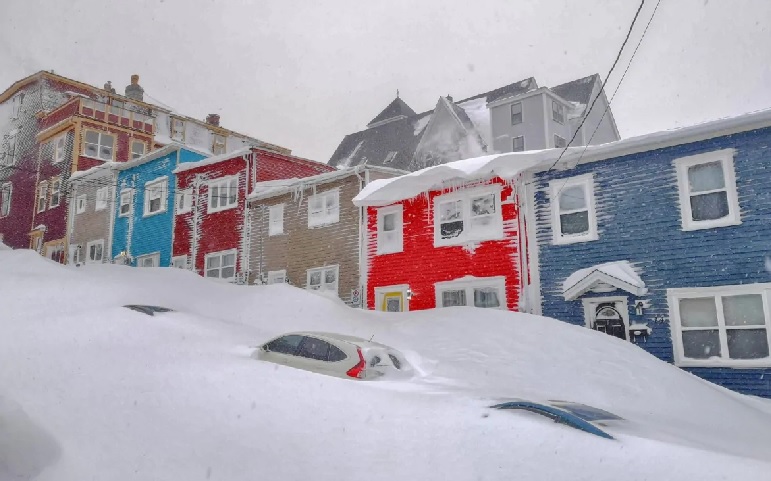 blizzard-stjohns-street-colour-houses-ryan-crocker-gacebook-via-cbc.jpg