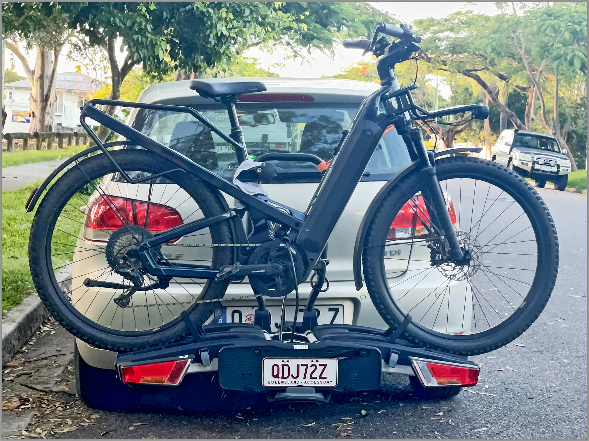 Riese & Müller Homage & Thule Velospace 3-bike carrier