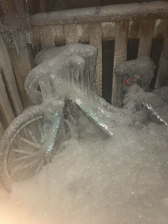 Chicago iced bike.jpg