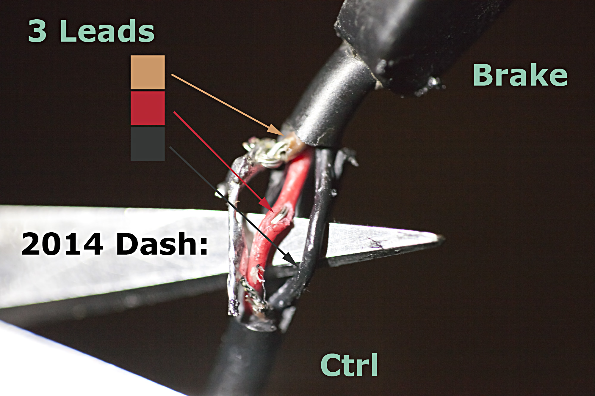 Dash_3Wires_small_6529.jpg