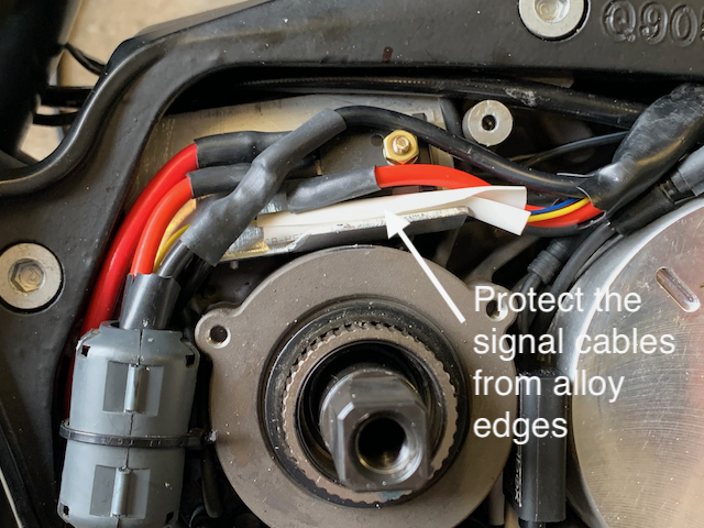 Dual diode - protect signal cables.png