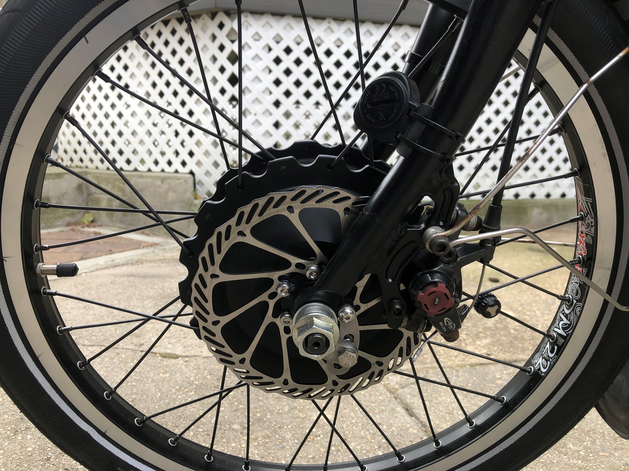E-GreenMachine - MAC Motor - left side.jpg