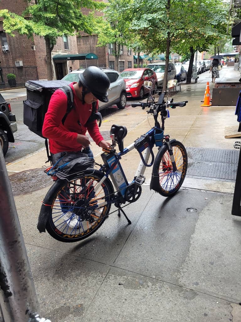 eBike-2104703985.jpg