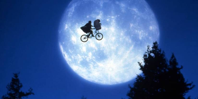 et-bike-moon-1920073612.jpg