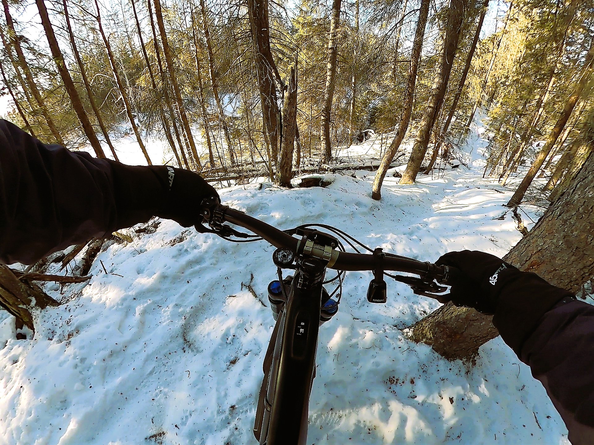 GH010532 - frame at 0m35s.jpg