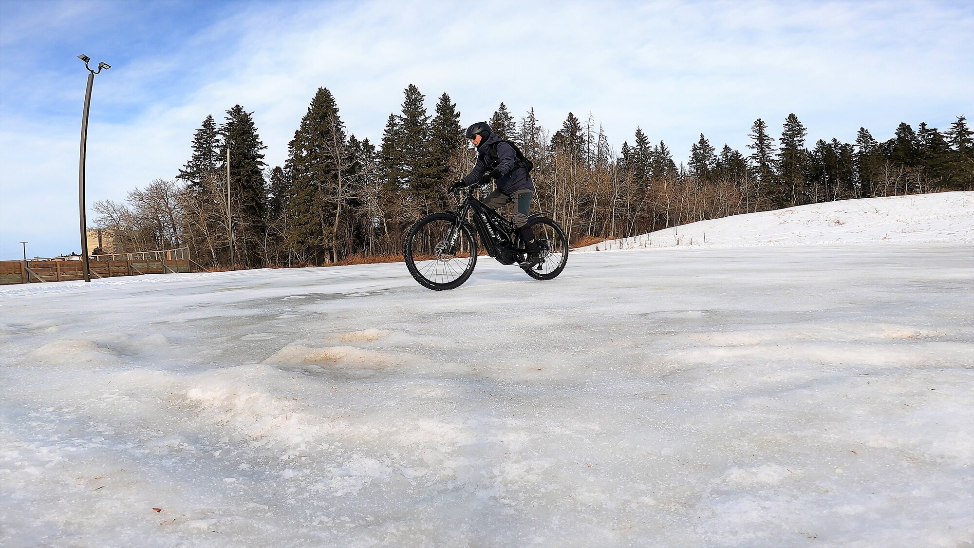 GH011821 - frame at 1m2s.jpg