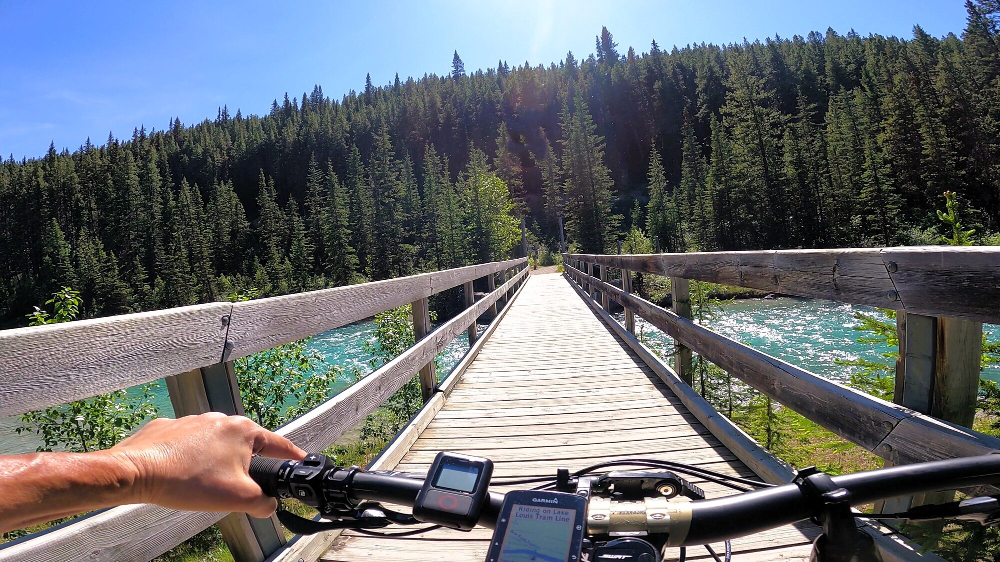 GH012013 - frame at 0m3s.jpg