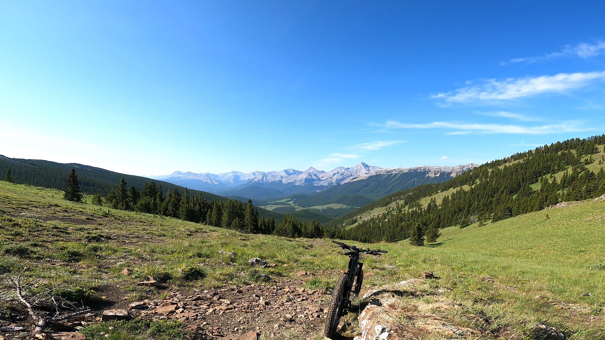 GH012099 - frame at 0m0s.jpg