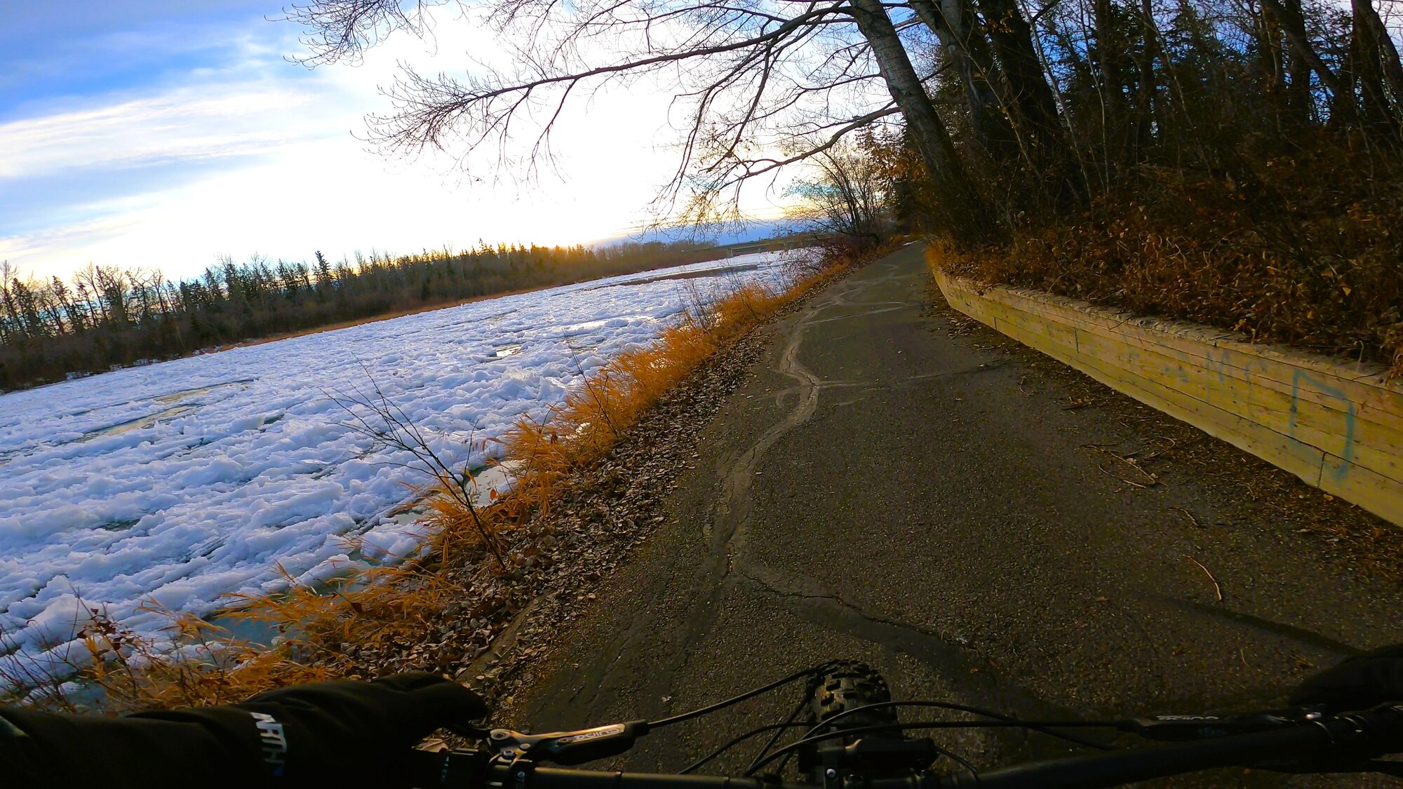 GH013034 - frame at 0m10s.jpg