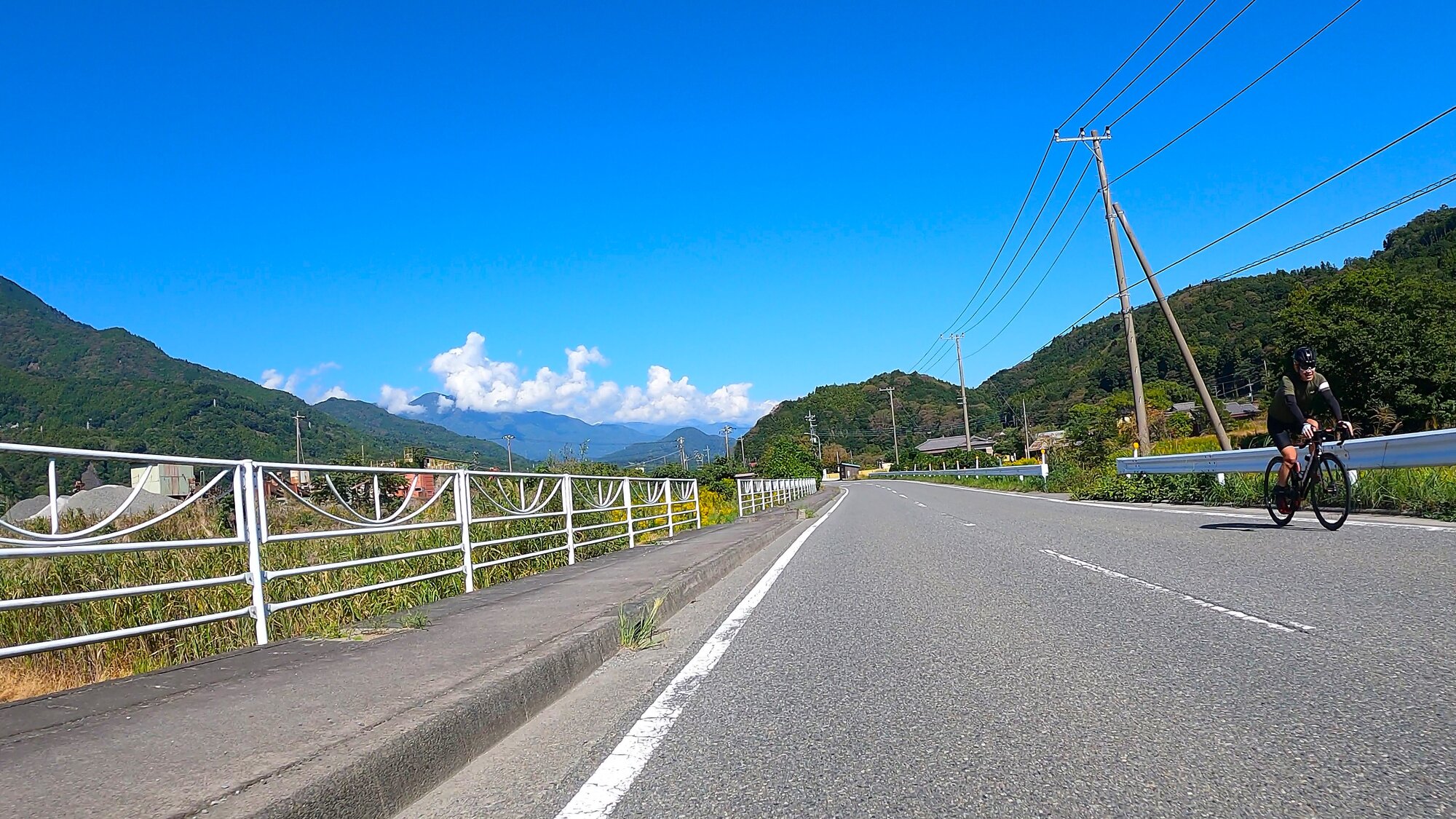 GH013830 - frame at 0m2s.jpg