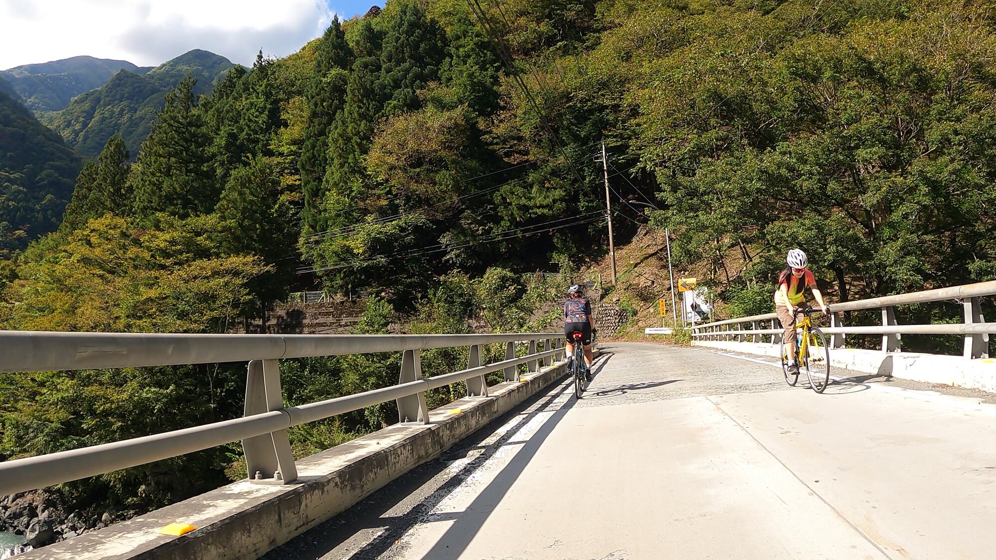 GH013874 - frame at 0m32s.jpg