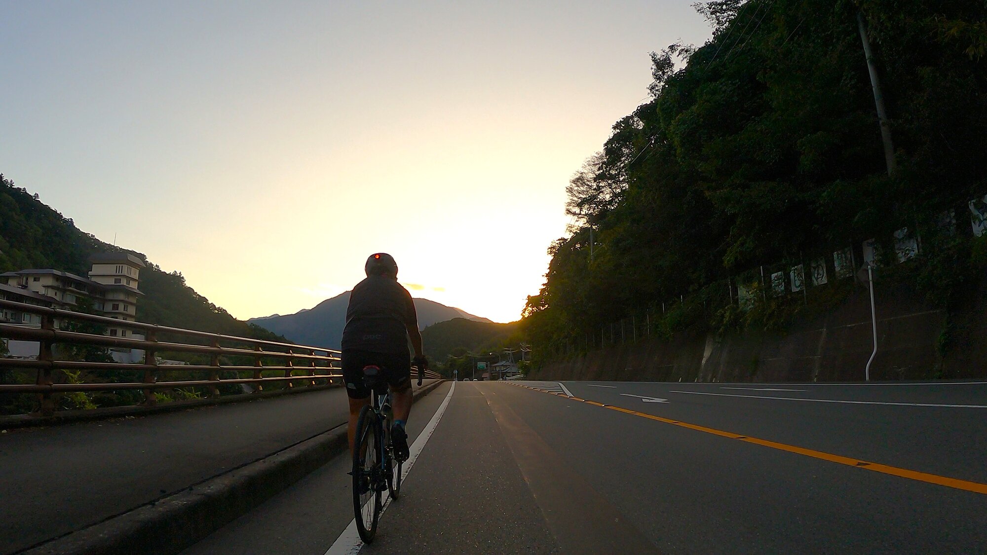 GH014071 - frame at 0m44s.jpg