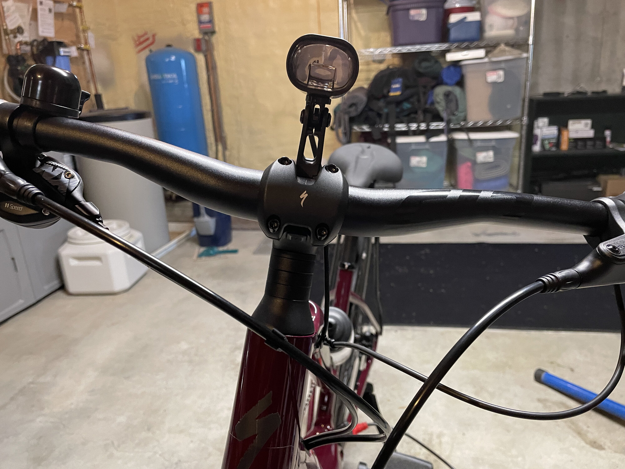 headlight2.jpg headlight2.jpg
