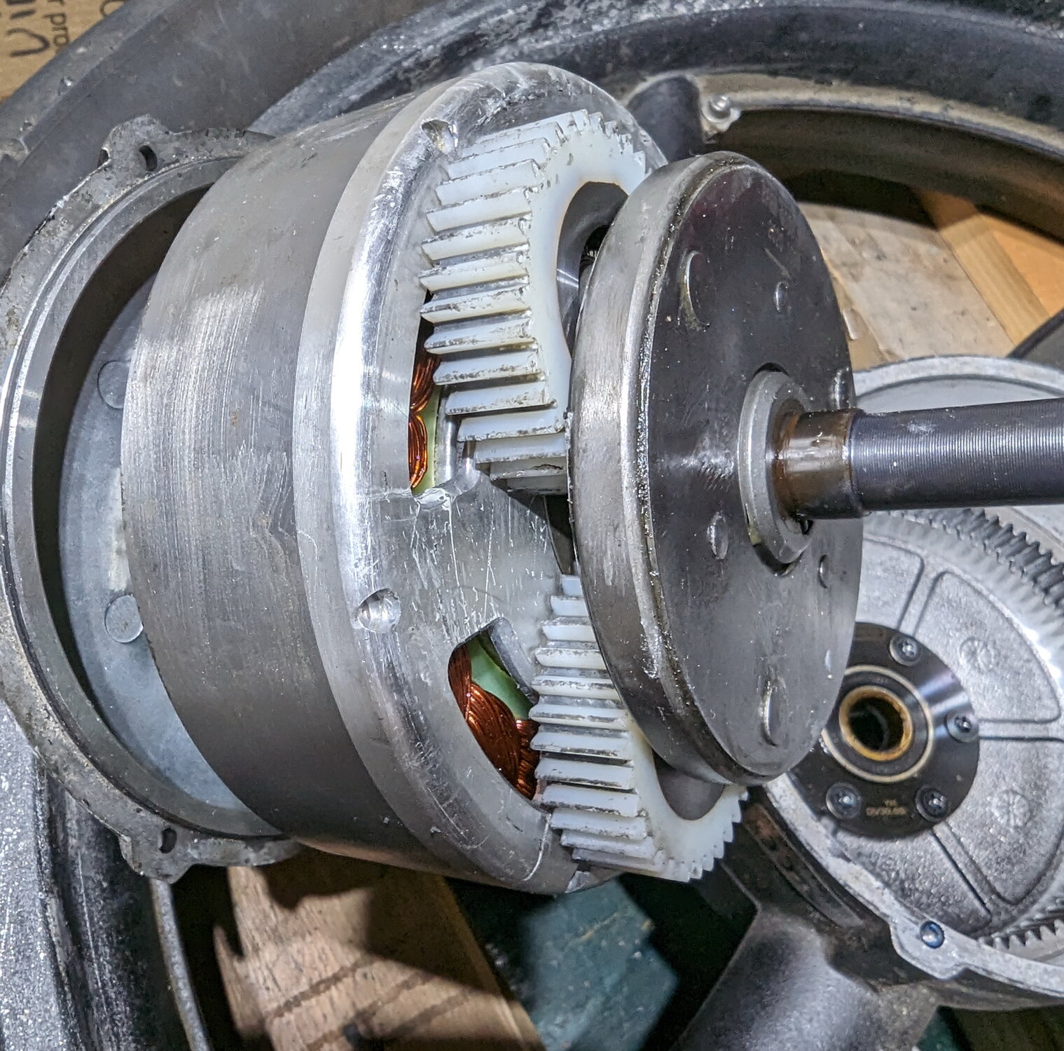 HS hub and gear plate.jpg