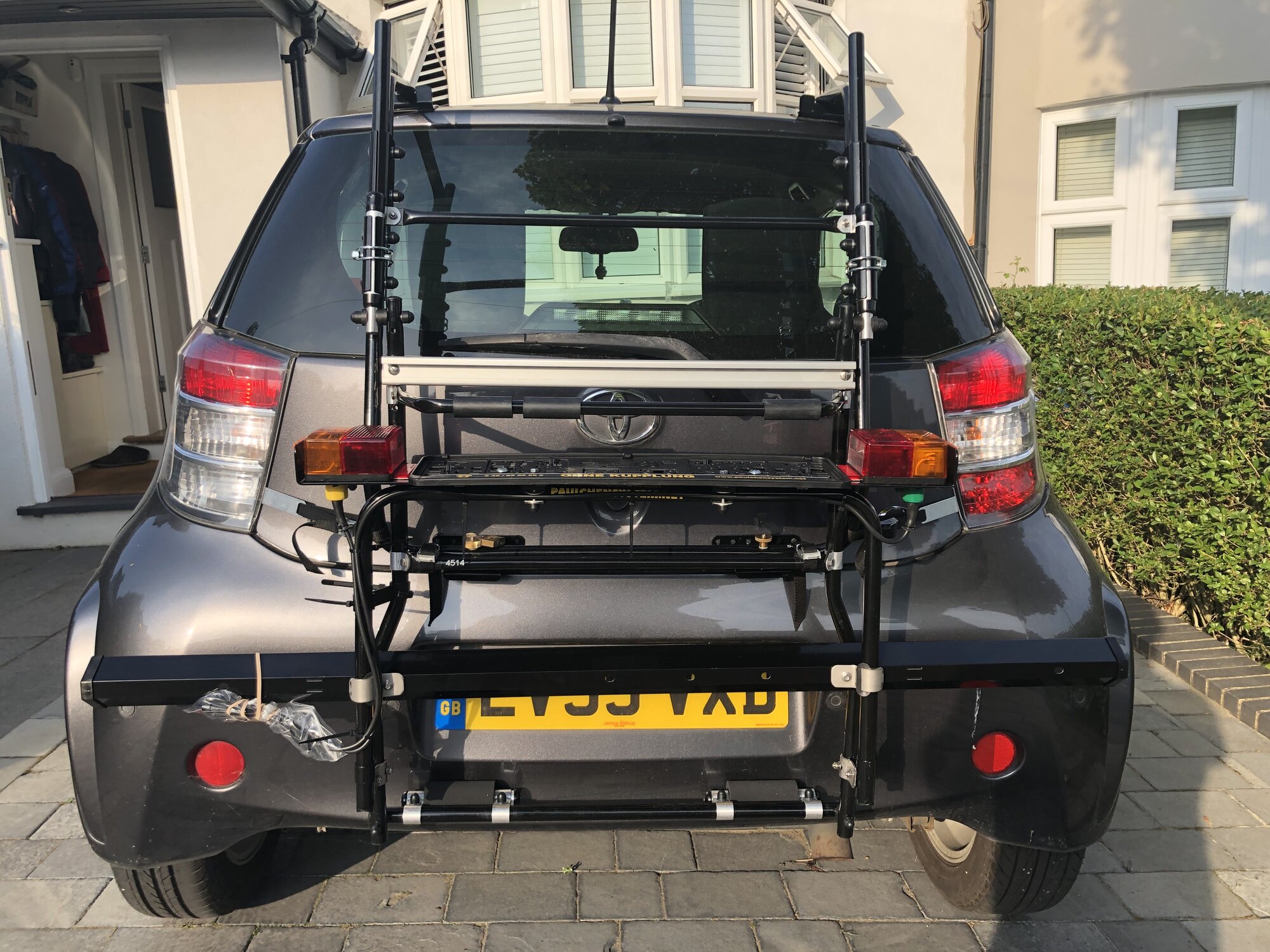 Toyota iq bike store rack