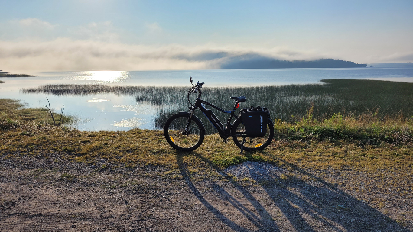 misty-morning-ebike.jpg