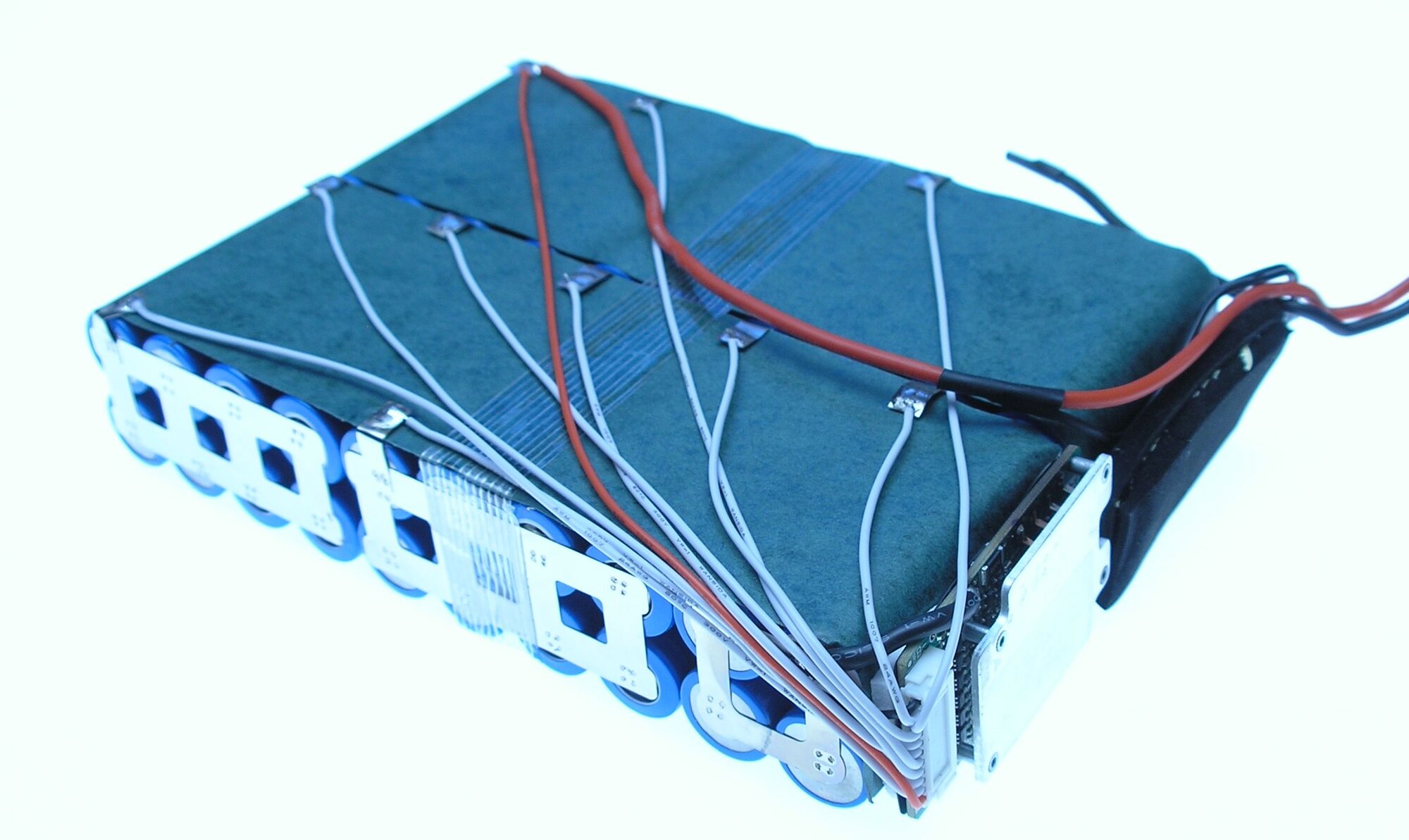 MKEPA-battery-inside.jpg