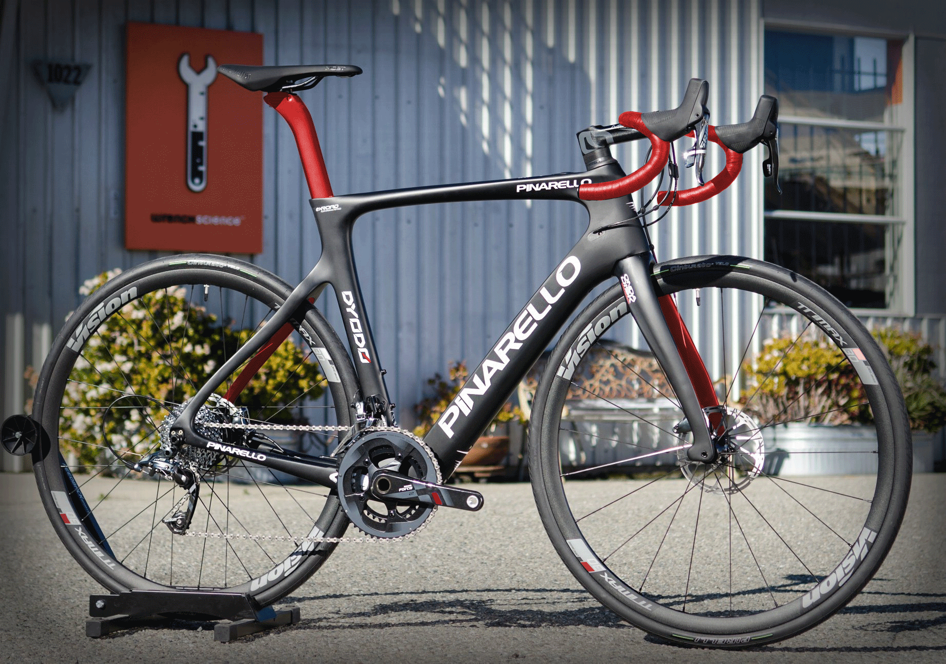 Pinarello-Dyodo-Custom-Black-and-Red-Hi-Res.png