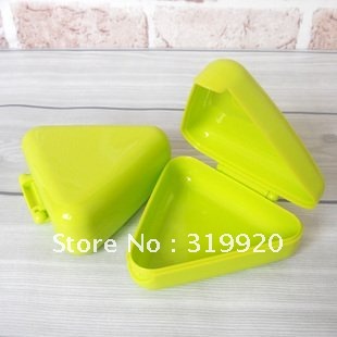 plastic yellow lunchbox.jpg