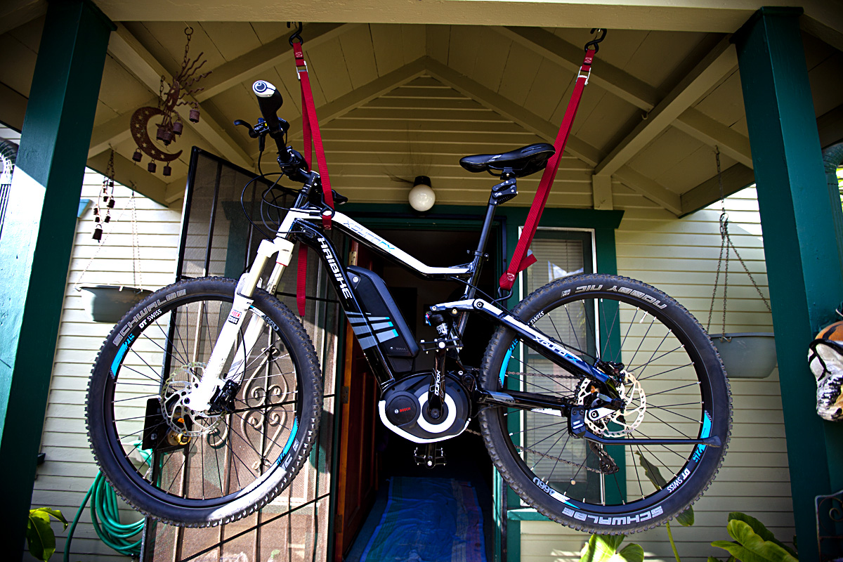 Shea_Haibike_Redneck-stand_6756.jpg