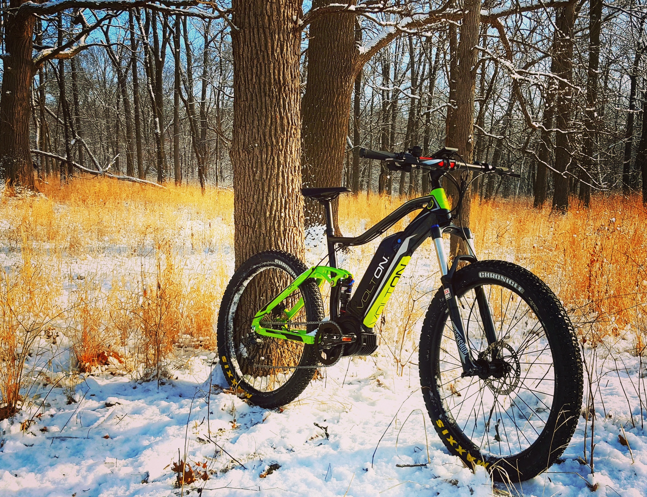 Volton A Trail ebike in snow.jpg