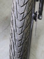 SCHWALBE MARATHON E PLUS 3.jpg